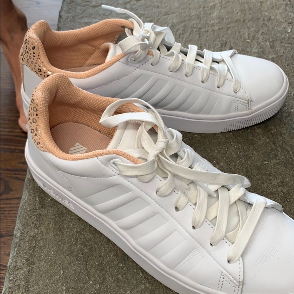 K-Swiss sneakers with gold detail